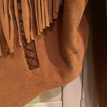 Load image into Gallery viewer, Western Suede Fringe Jacket
